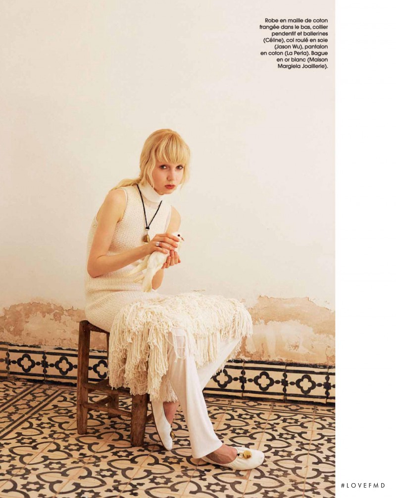 Cheyenne Keuben featured in Dans la ville blanche, June 2015