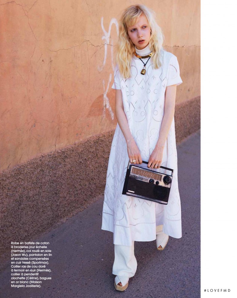 Cheyenne Keuben featured in Dans la ville blanche, June 2015