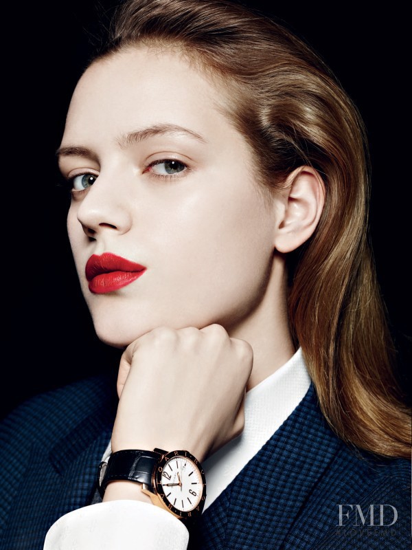 Esther Heesch featured in Red LIps Flawless Skin And Sparkling Beauty Trends, February 2015