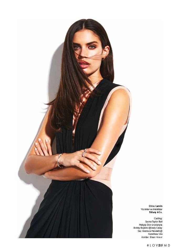 Sara Sampaio featured in Sara Sampaio, May 2016