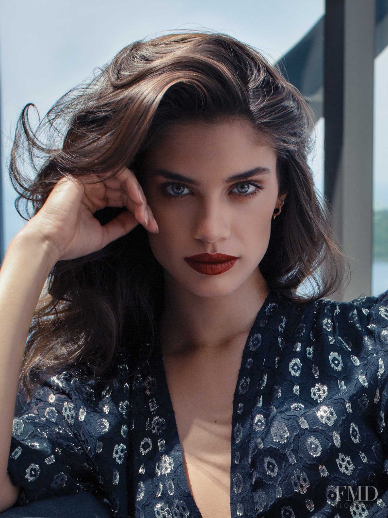 Sara Sampaio featured in Rencontre, October 2015