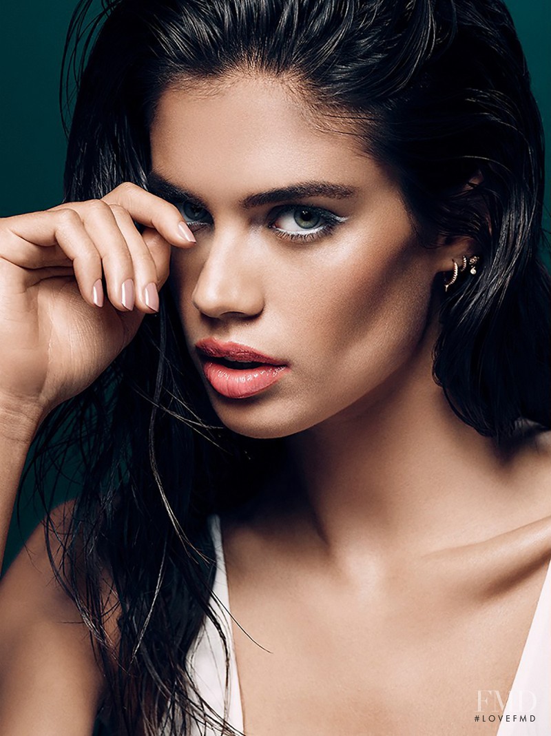 Sara Sampaio featured in Beauty, May 2015