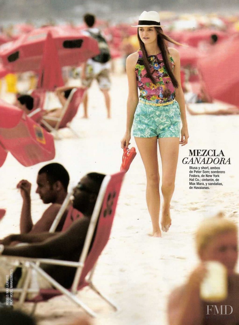 Nika Lauraitis featured in Siempre es Verano en Rio, June 2011