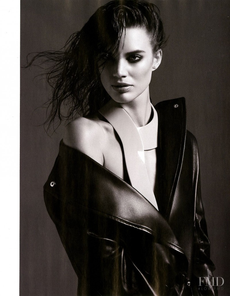 Rianne ten Haken featured in The New Shape, August 2014