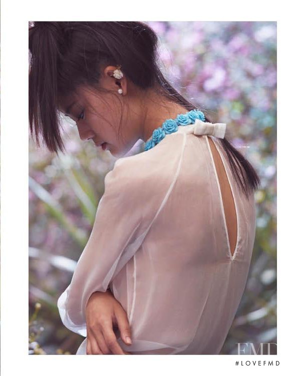 Lily Zhi featured in Oro Botanico, November 2011