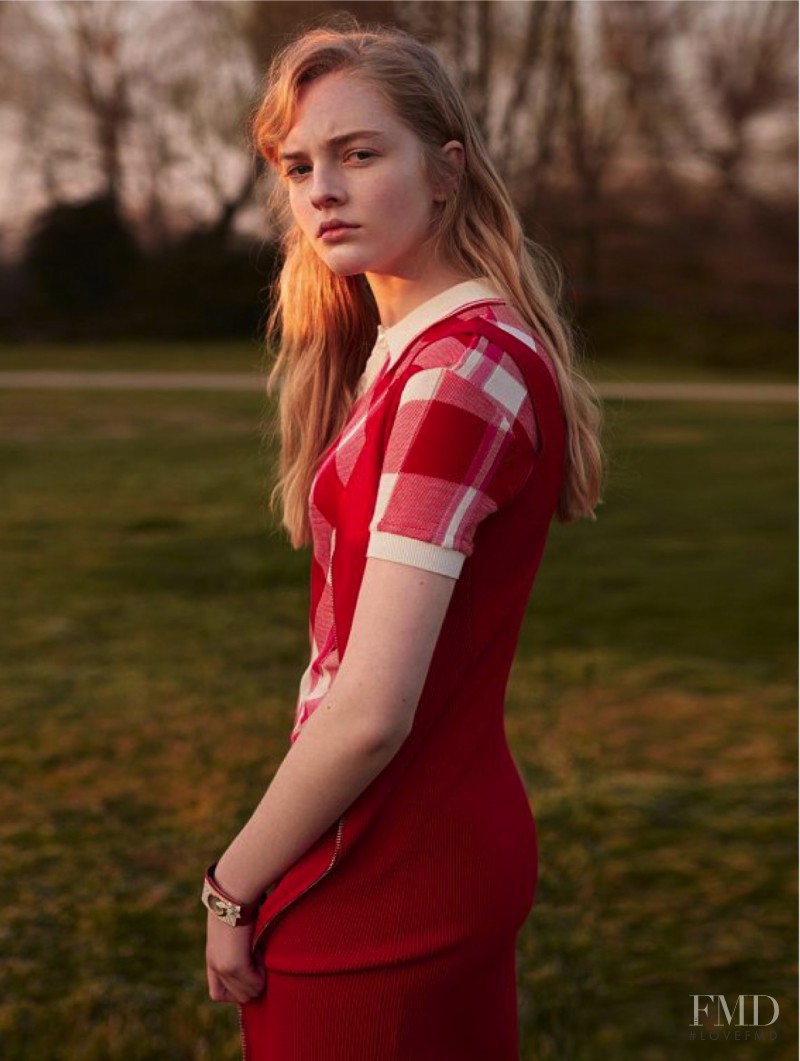 Il rosso e il bianco, April 2016