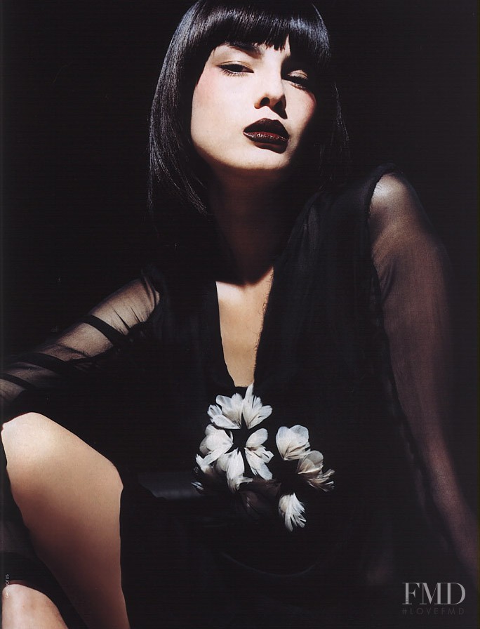 Liliana Dominguez featured in Neromantico, March 2001