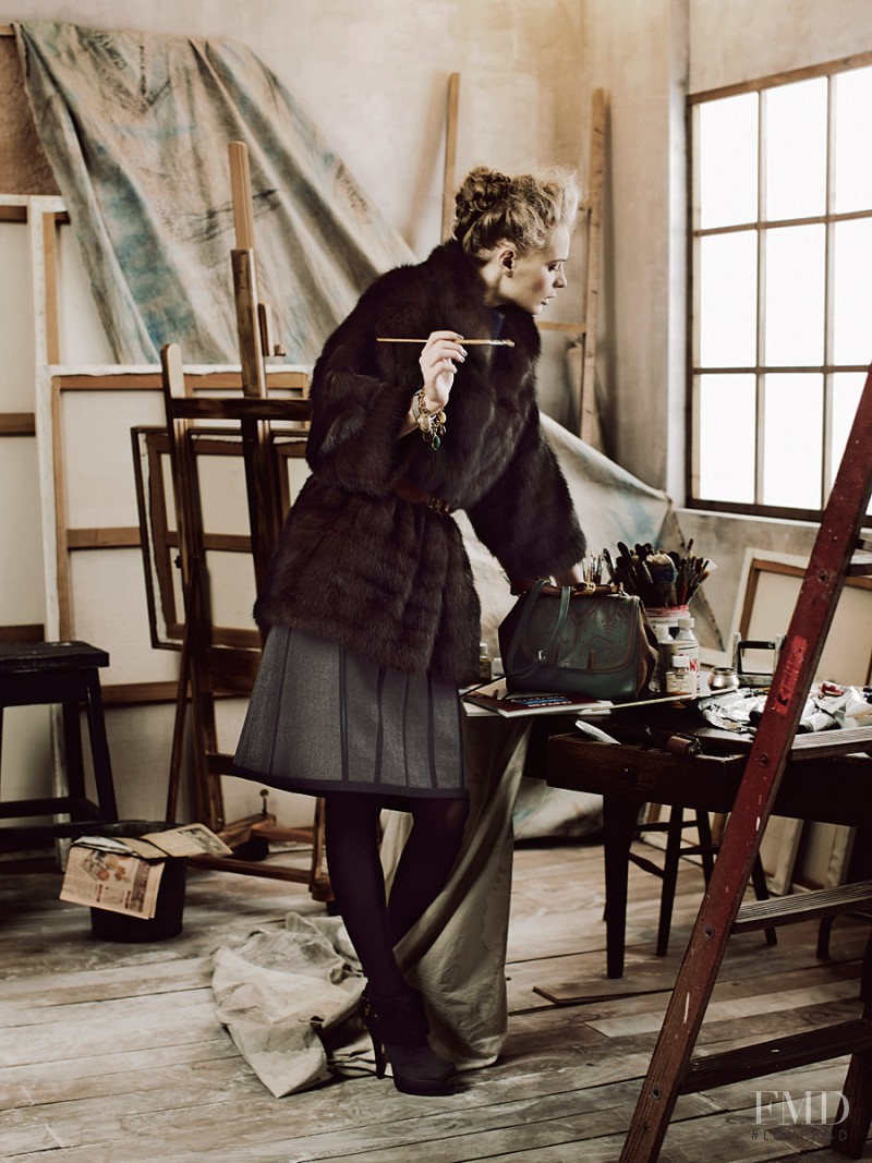 The Painter in Noblesse Korea with Olia Filipava - (ID:3271) - Fashion ...