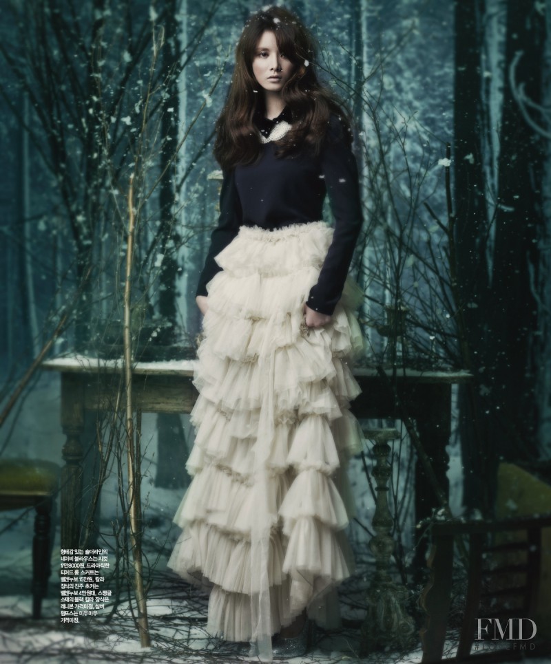 Ji Yeon Lee featured in Snowy Fairytale, December 2011