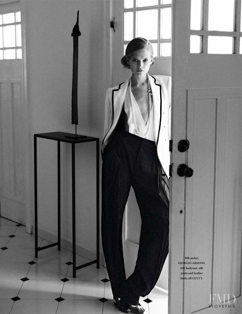 Vita Sidorkina featured in Life in Mono, May 2012