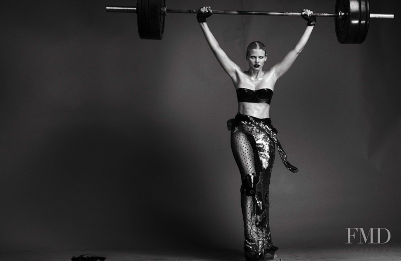 Lara Stone featured in Athletic Girl, August 2016