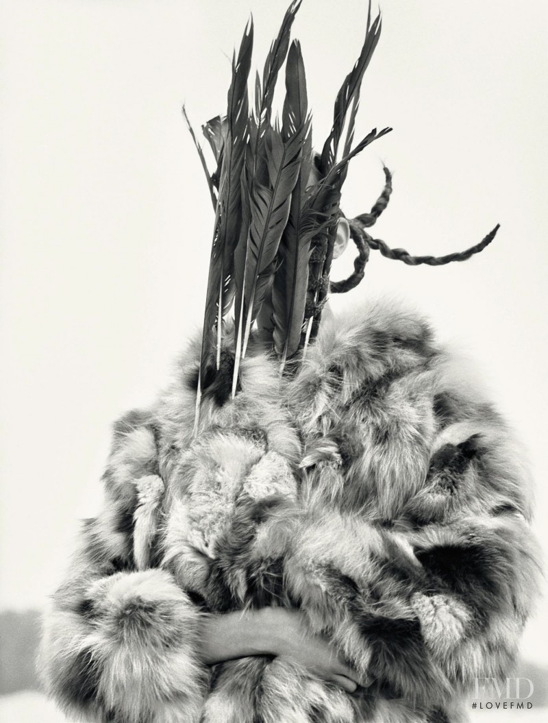 Alisa Ahmann featured in L’Aigle Noir, August 2016