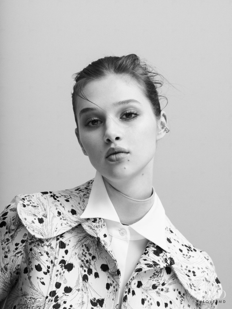 Anais Pouliot featured in Anais Pouliot, August 2016