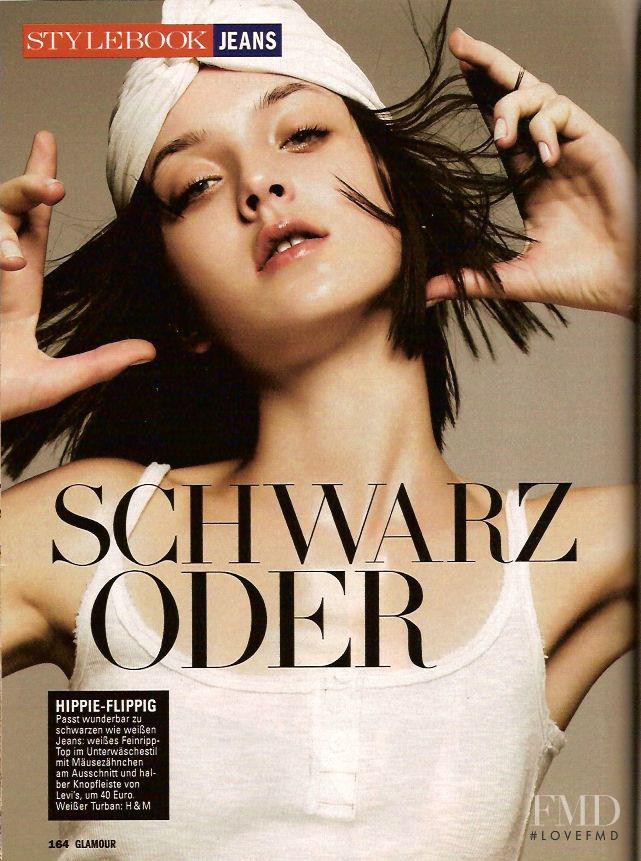 Andressa Fontana featured in Schwarz oder Weiß, March 2007