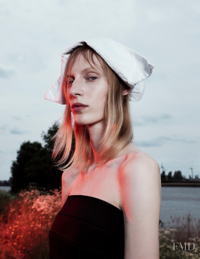 Julia Nobis featured in Melancholia, September 2016