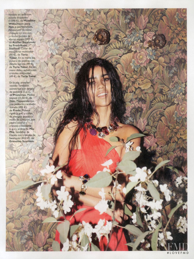 Karol Santos featured in Puesta De Largo, February 2014