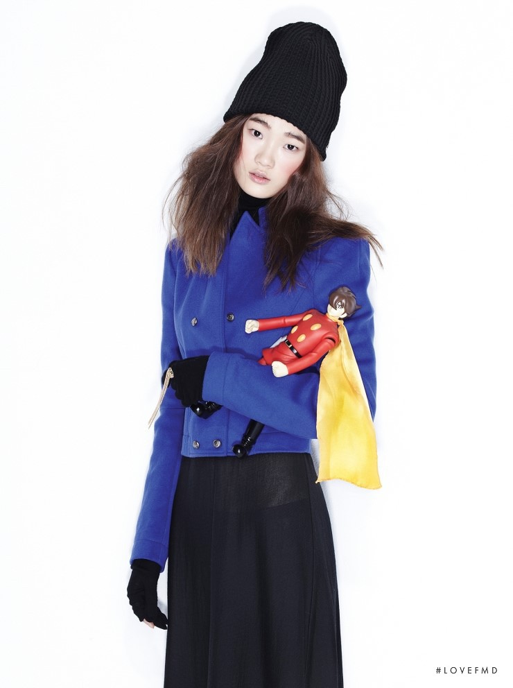 Hyun Ji Shin featured in Shin Hyunji and Jung Hoyeon, January 2014