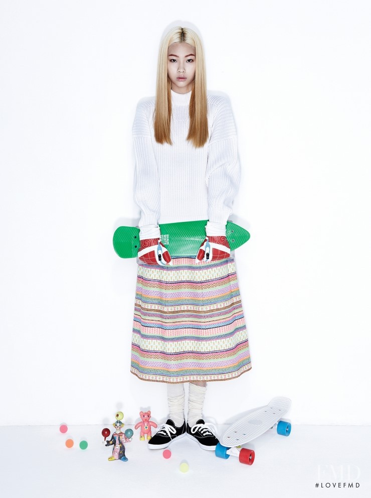 HoYeon Jung featured in Shin Hyunji and Jung Hoyeon, January 2014