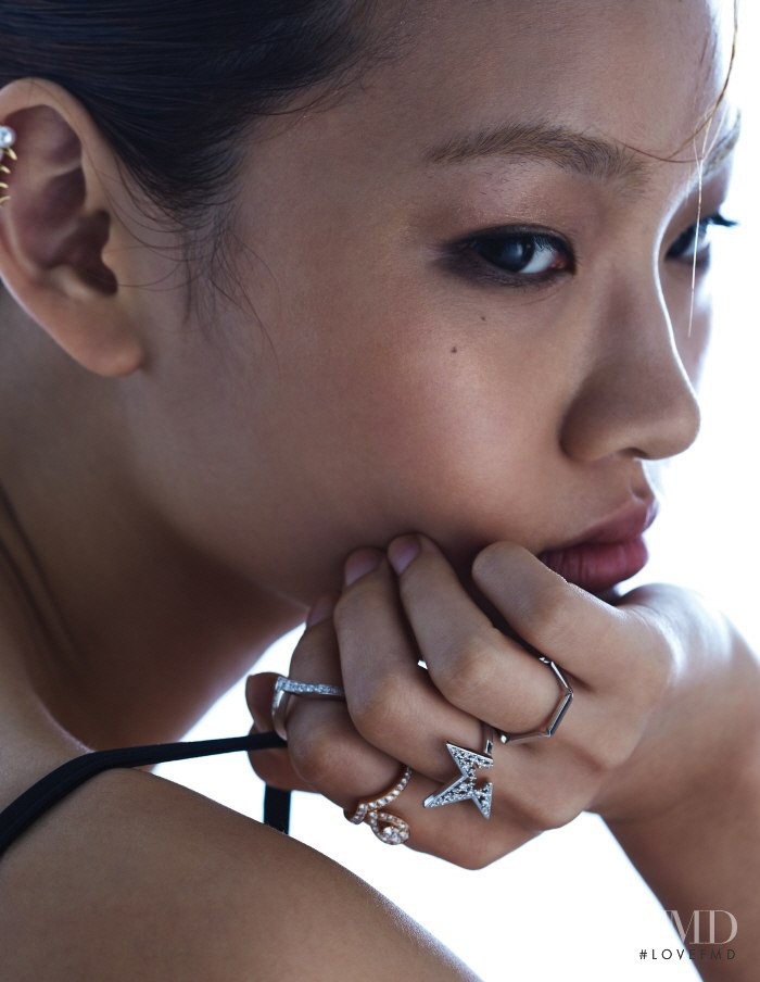 HoYeon Jung featured in Jung Ho Yeon, July 2016