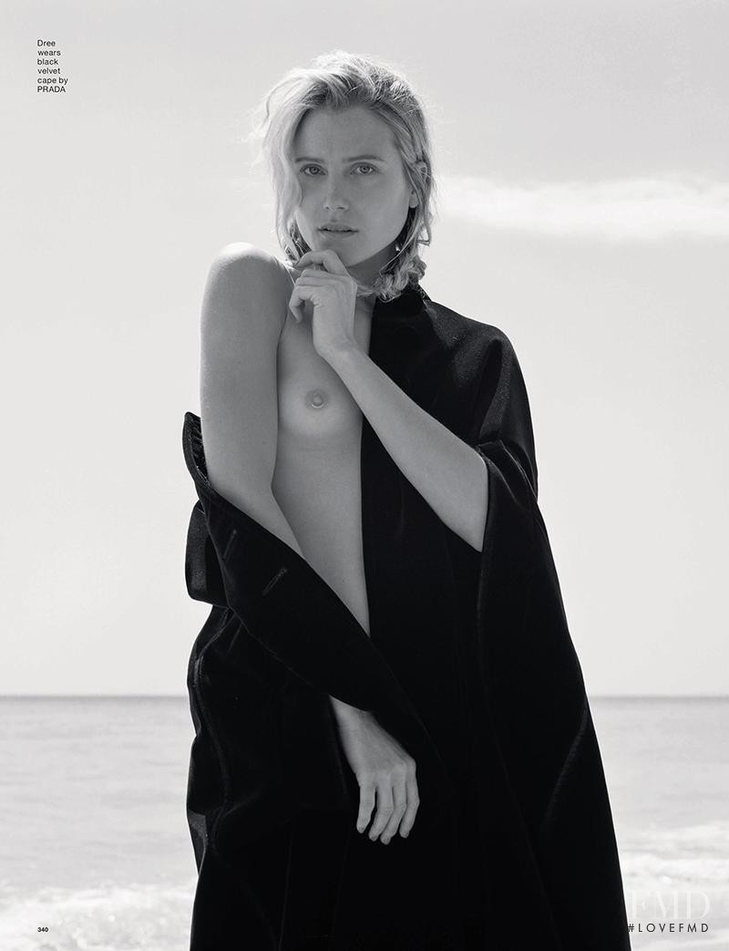 Dree Hemingway featured in We Wanted It All, September 2016