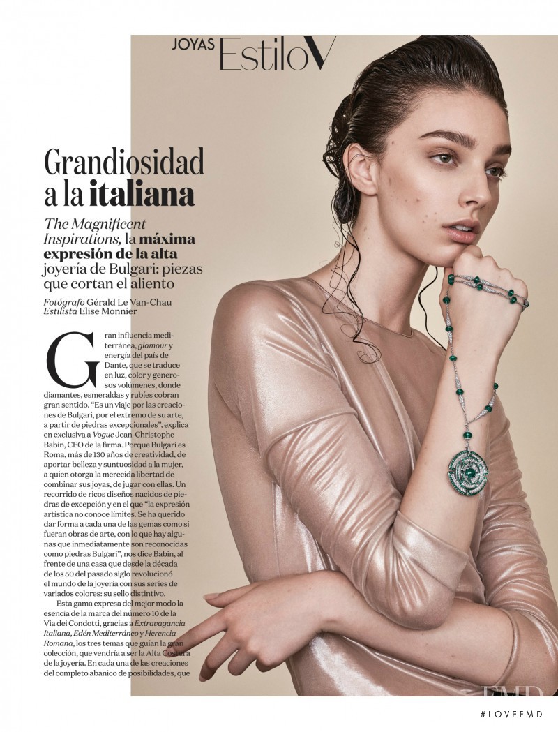 Larissa Marchiori featured in Grandiosidad a la Italiana, September 2016