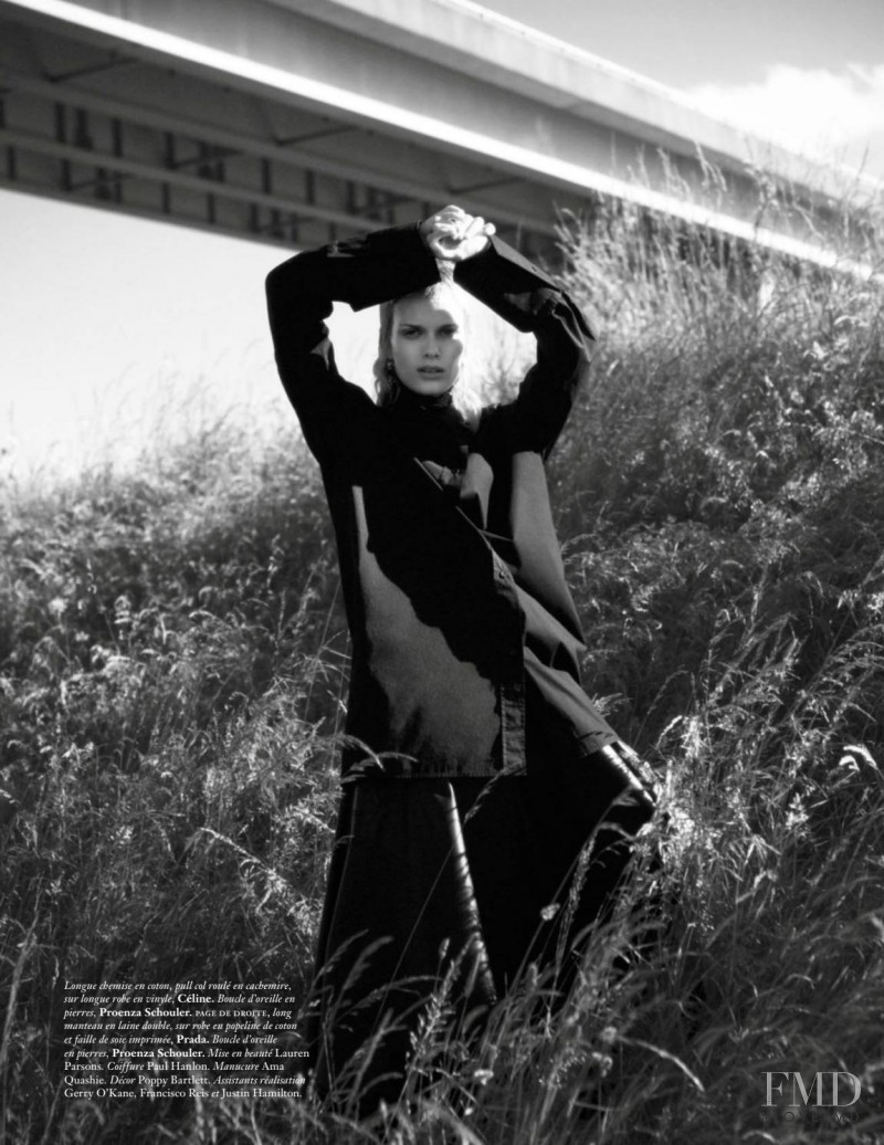 Sarah Elise Agee featured in Lignes de Forces, September 2016