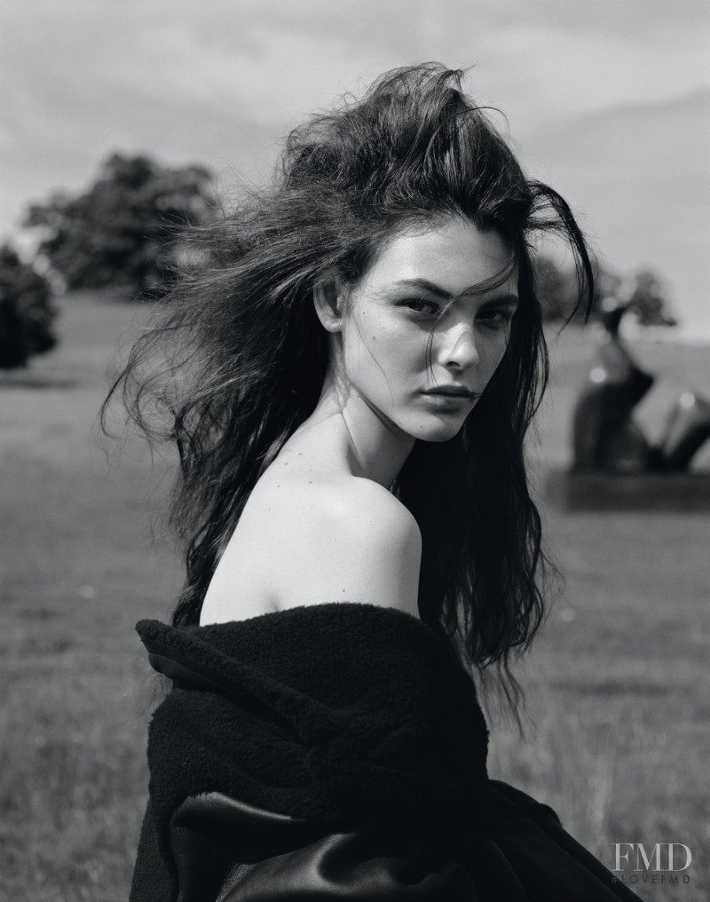 Vittoria Ceretti featured in Vittoria Ceretti, Ally Erthel, Bella Hadid, Lorena Maraschi, Kiki Willems, September 2016