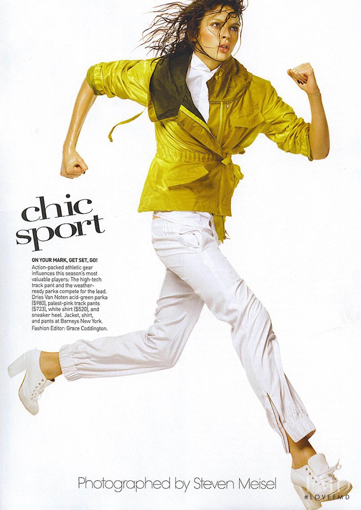 Elise Crombez featured in Tends, January 2007