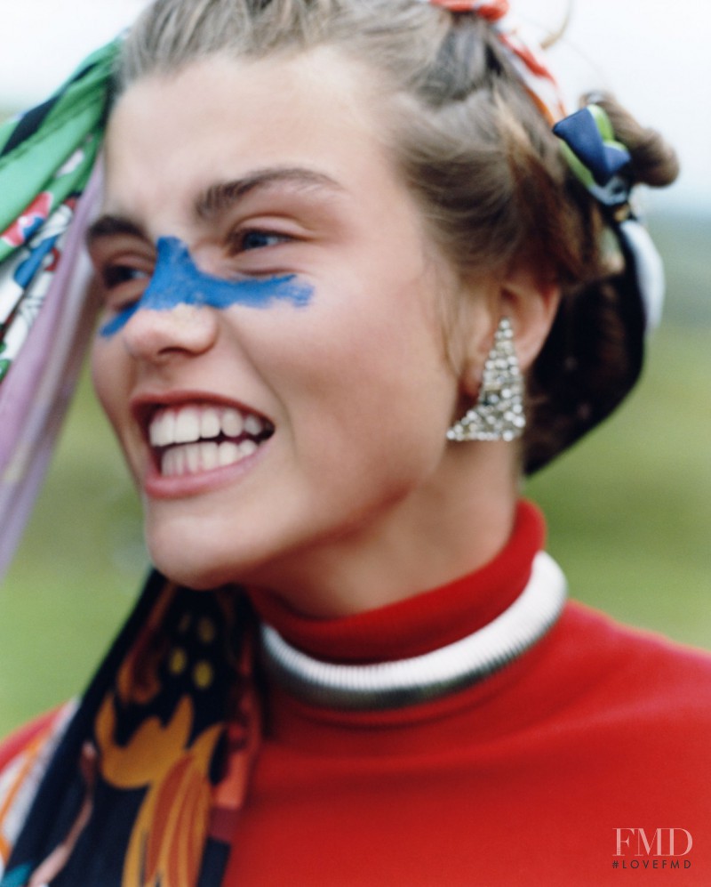 Luna Bijl featured in Luna Bijl, September 2016