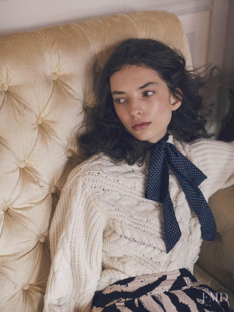 Sophie Jones featured in Nostalgic Grace Editorial, November 2016