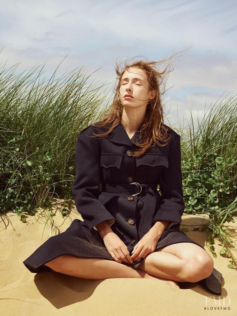 Georgia Howorth featured in Dreams that Dance in Your Imagination, September 2016