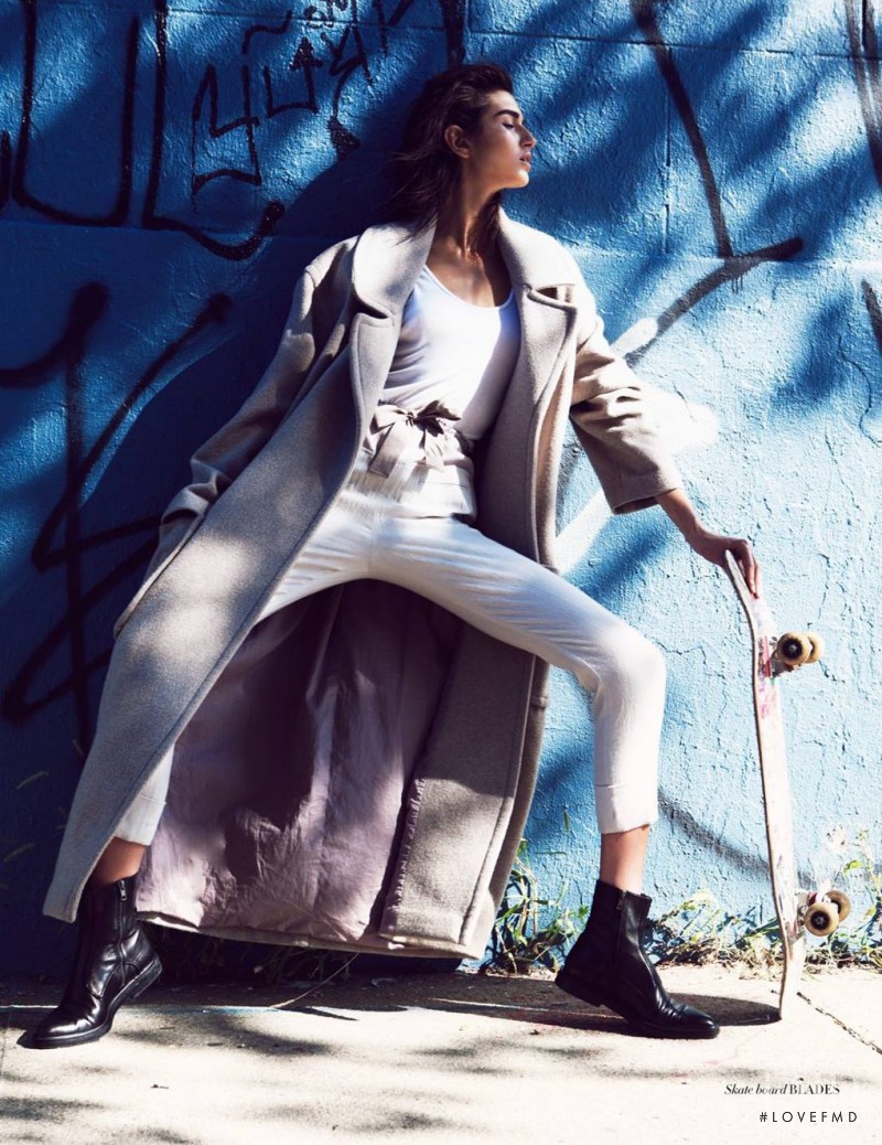 Roberta Pecoraro featured in New Girl On The Block, November 2014