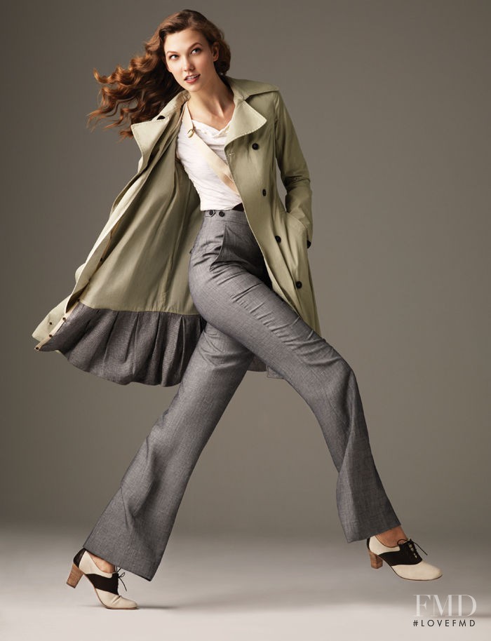 Karlie Kloss featured in CFDA Vogue Fashion Fund Design Challenge 2010, December 2010