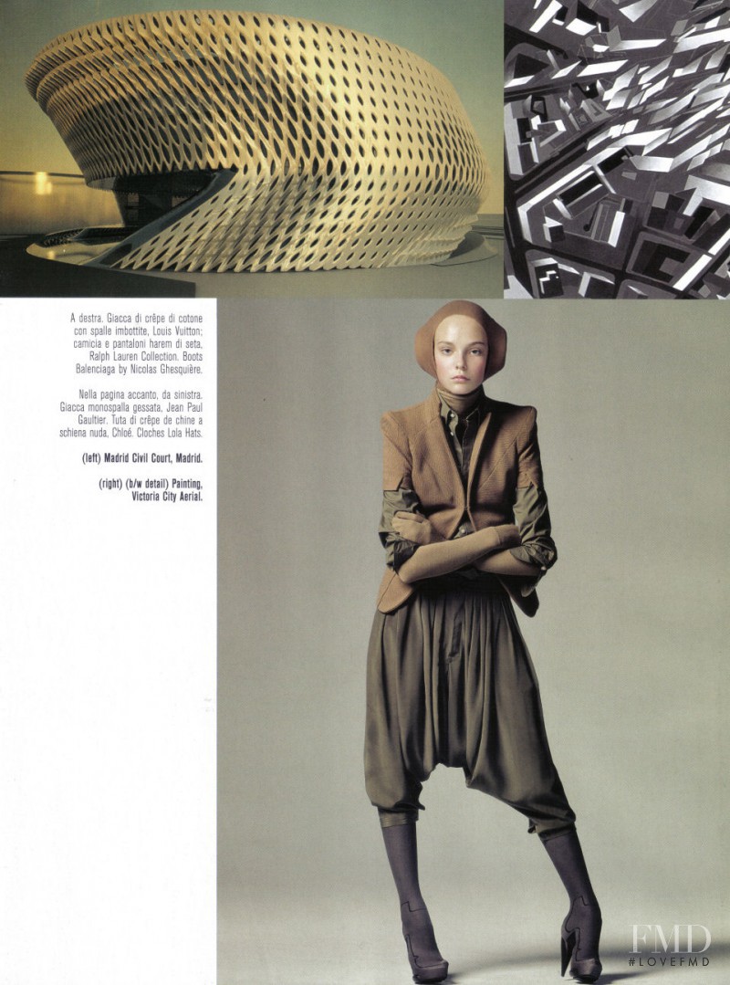 Nimuë Smit featured in Form Function, January 2009