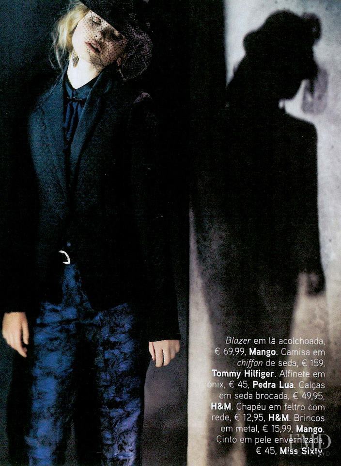 Daniela Hanganu featured in Os opostos atraem-se, October 2012