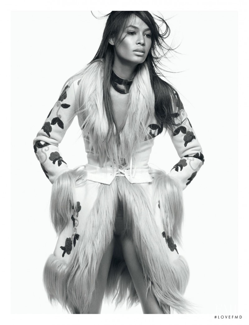 Joan Smalls featured in Joan La Déesse, November 2016