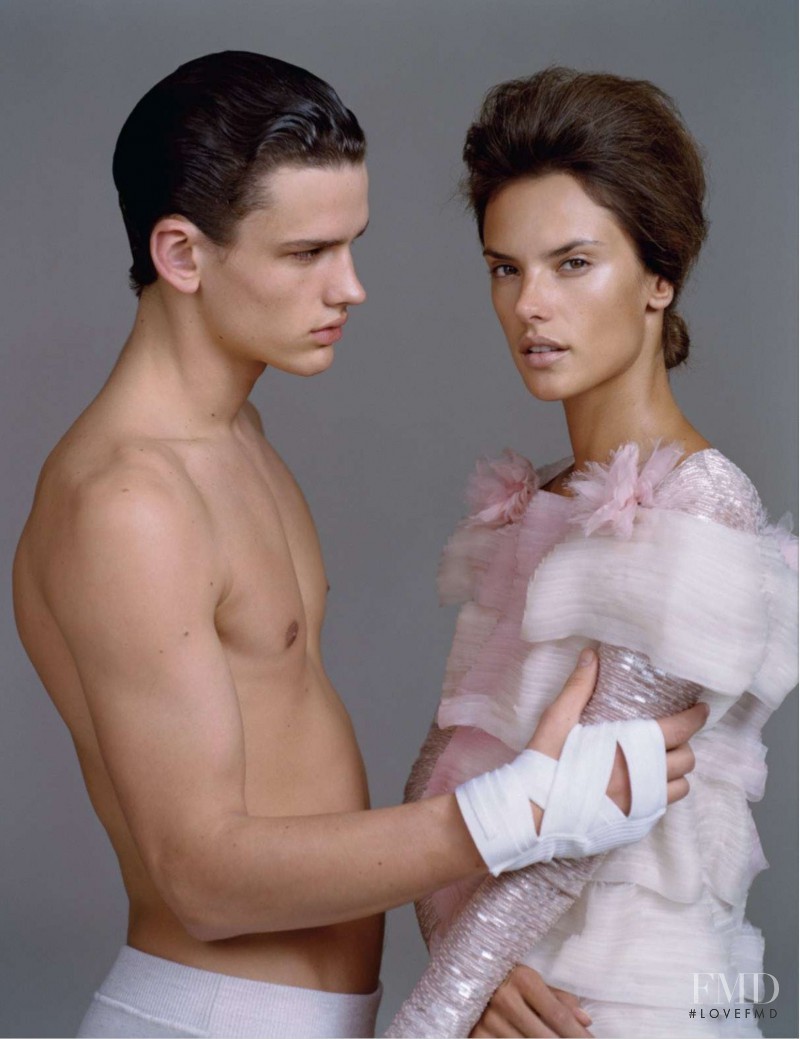 Alessandra Ambrosio featured in &#1053;&#1072;&#1087;&#1086;&#1074;&#1072;&#1083; - On The Spot, May 2010