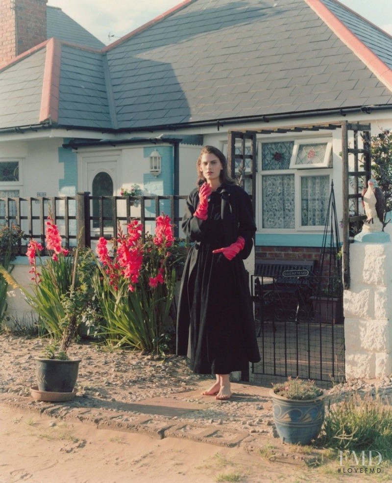 Lena Hardt featured in Promesse De L’aube, November 2016