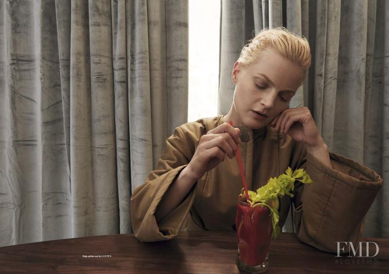 Guinevere van Seenus featured in Liquid Lunch, November 2016