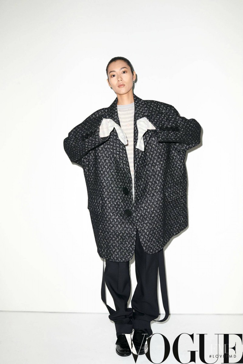 Liu Wen featured in Liu Wen, December 2016