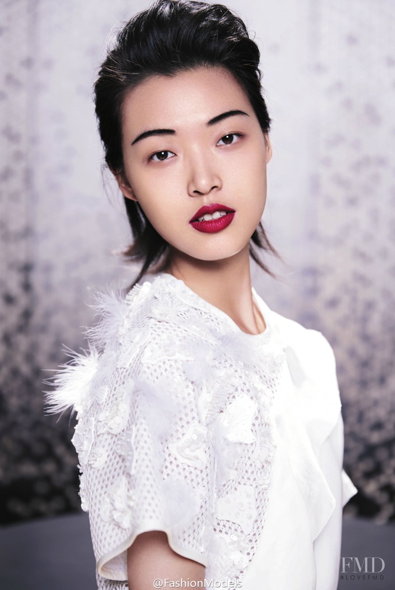 Tian Yi featured in Swinging in the Sea, March 2015