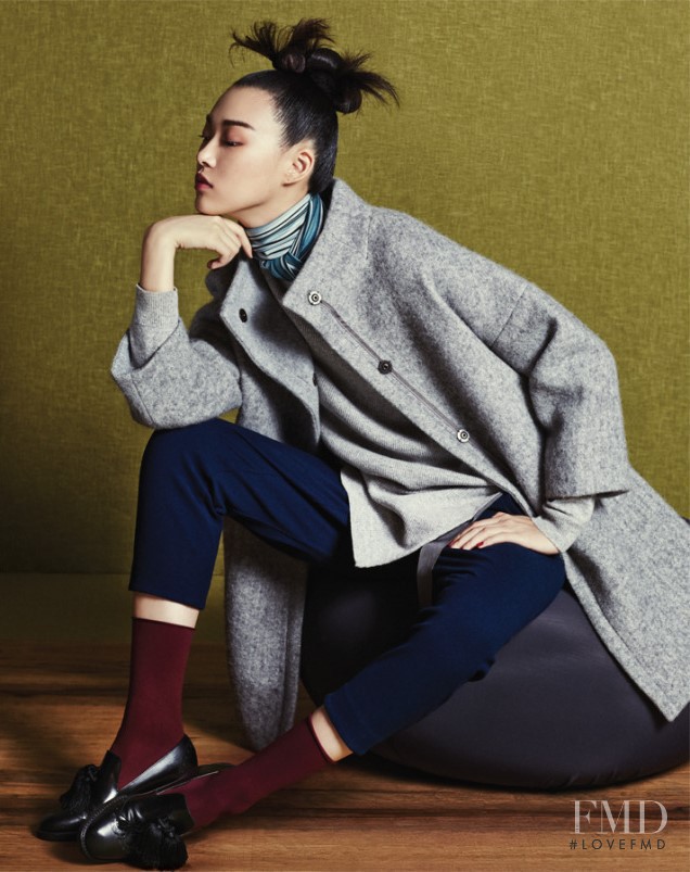 Tian Yi featured in Geometic Play, October 2015