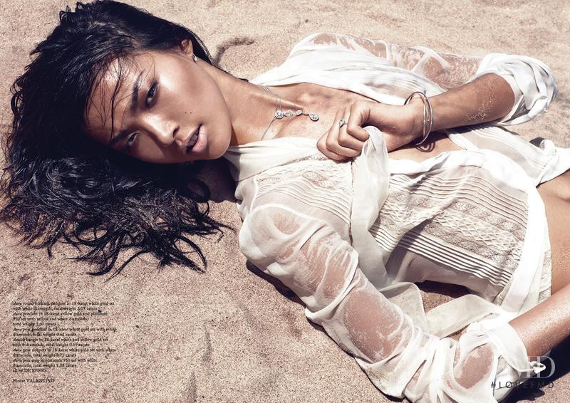 Tian Yi featured in Diamonds As White As Sun On The Sea, September 2012