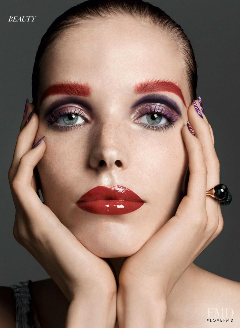 Alisa Ahmann featured in Beauty, December 2016