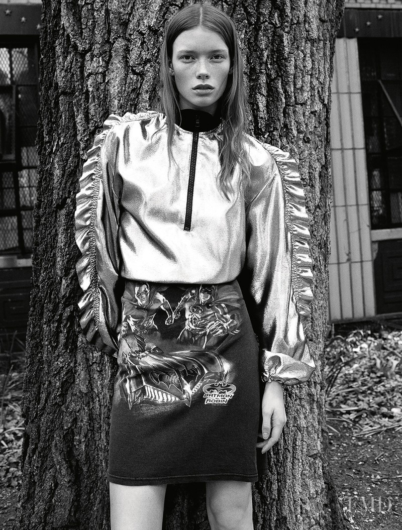 Julia Hafstrom featured in Julia Hafstrom, June 2016