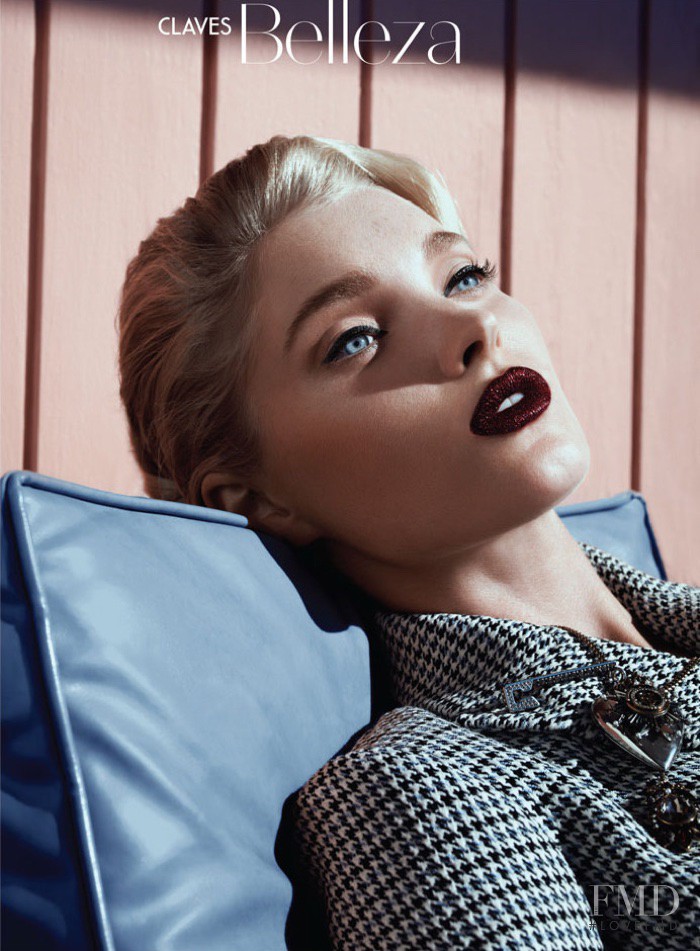 Elsa Hosk featured in Intriga y vértigo, December 2016