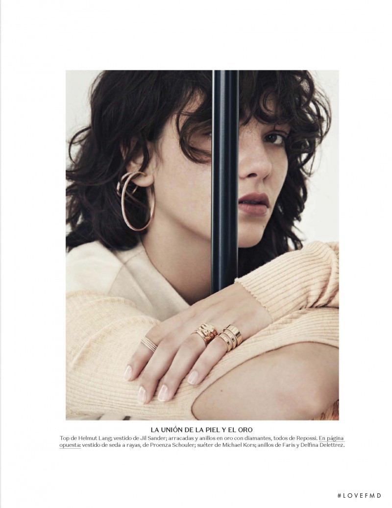 Steffy Argelich featured in Punto Neutro, December 2016