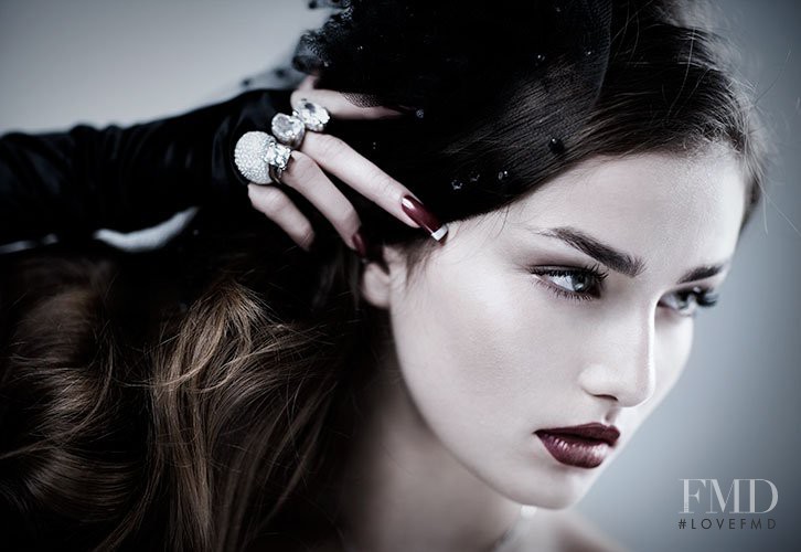 Andreea Diaconu featured in Beauty, December 2006
