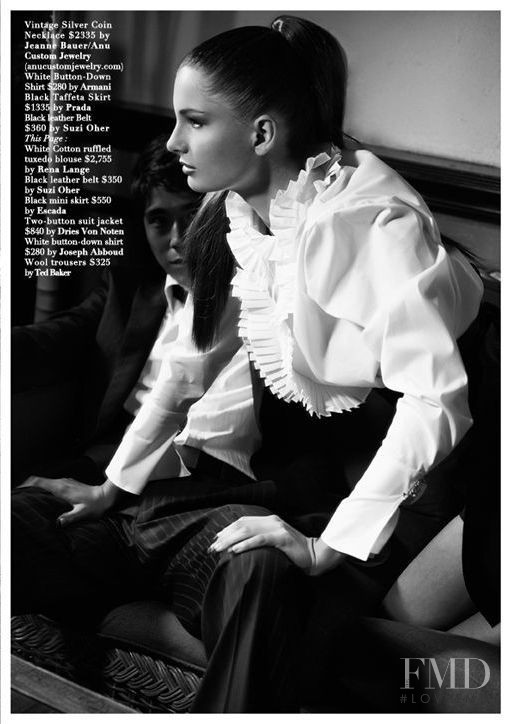 Ava Smith featured in La fille de China Town, November 2011