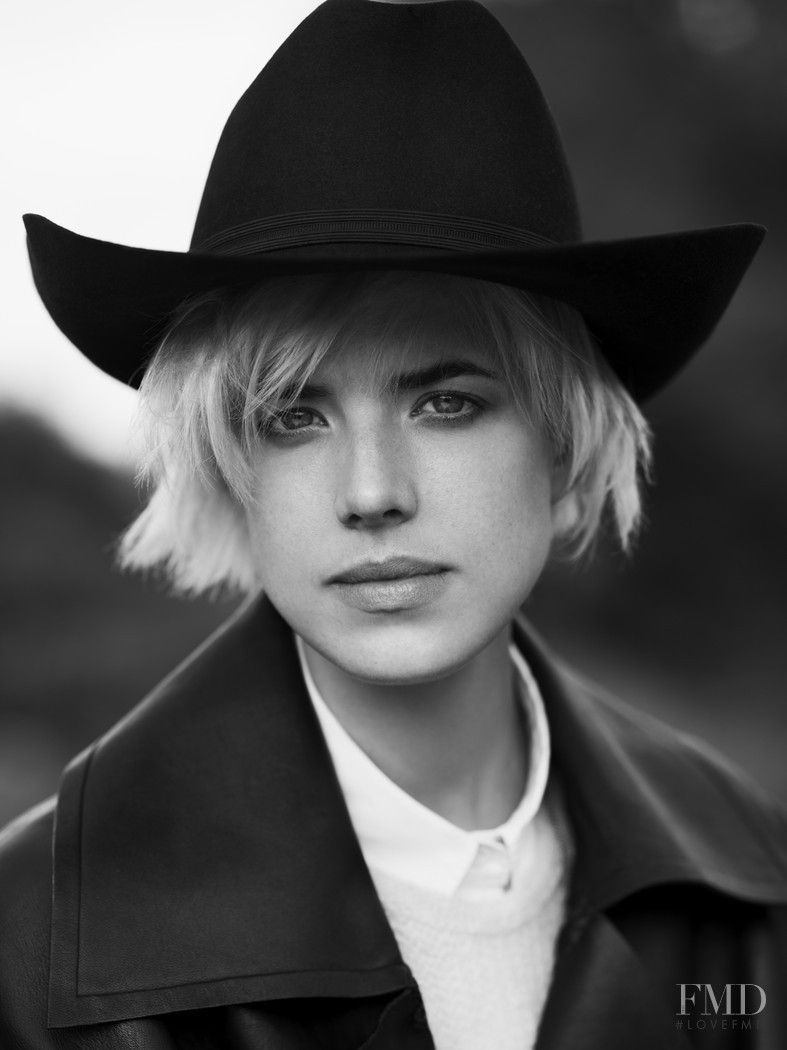 Agyness Deyn featured in Great Deyn, December 2011